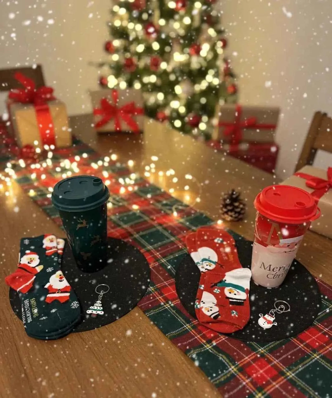Christmas Gift Set Bundle | Tumbler, Cosy Socks & Keychain Festive Stocking Filler