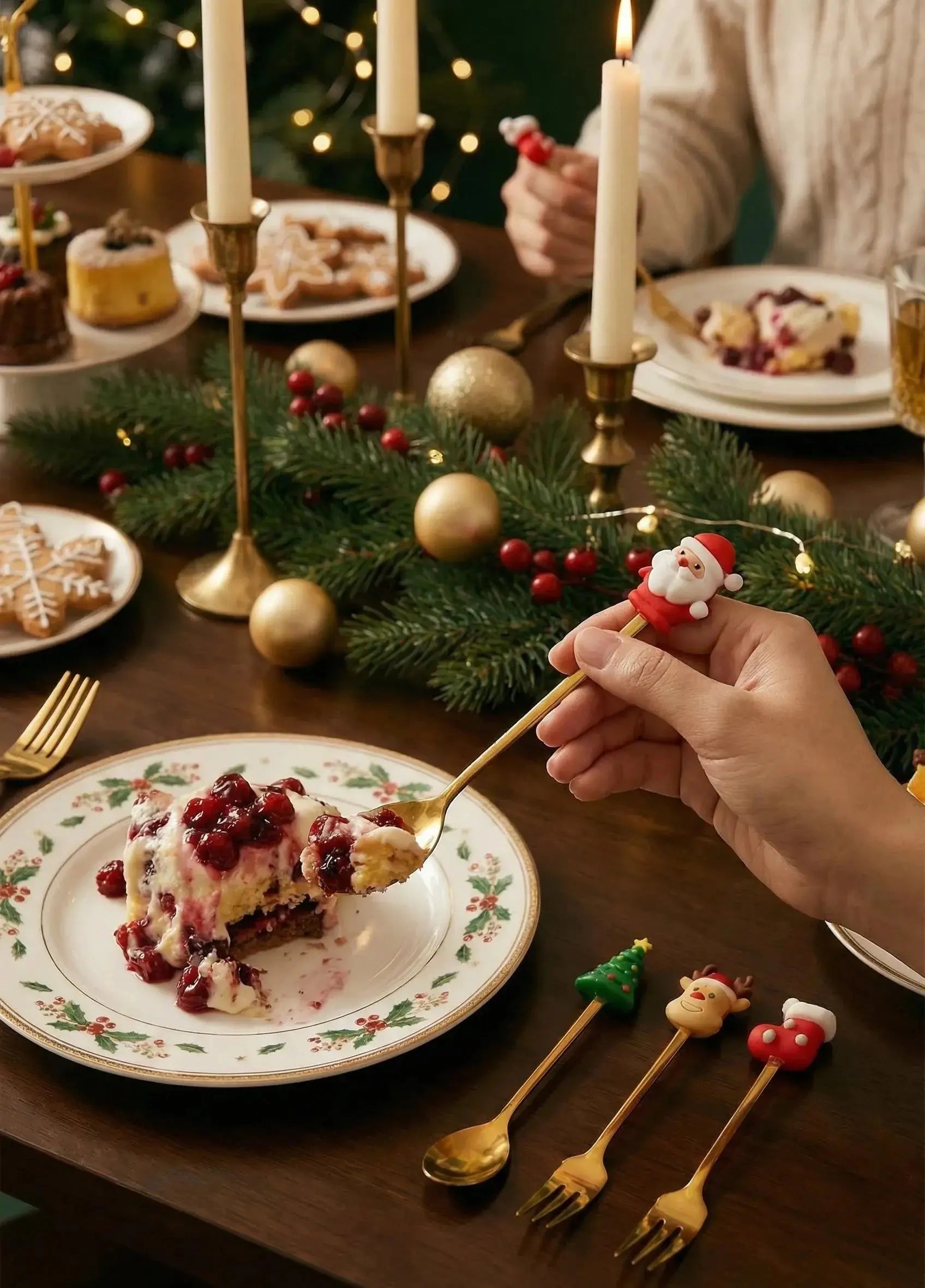 Gold Christmas Spoons & Forks Set Cutlery with Coffee Spoon   Santa  Reindeer Cutlery in use